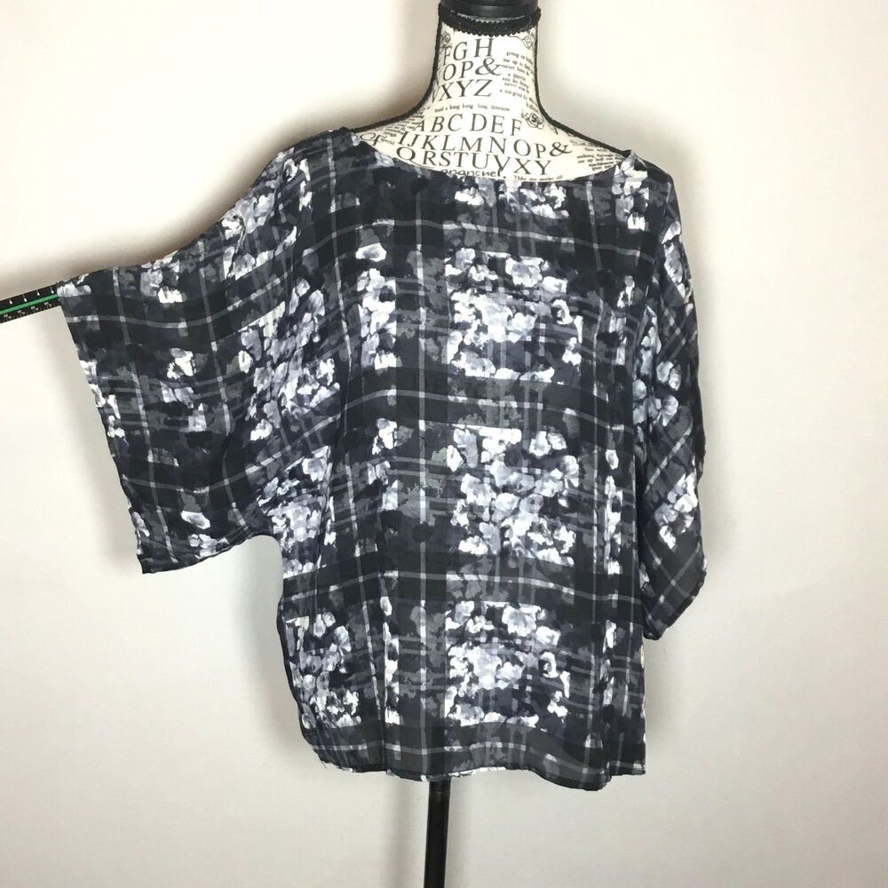 Semi sheer floaty blouse wide short sleeves floral geometric pattern cover-up M